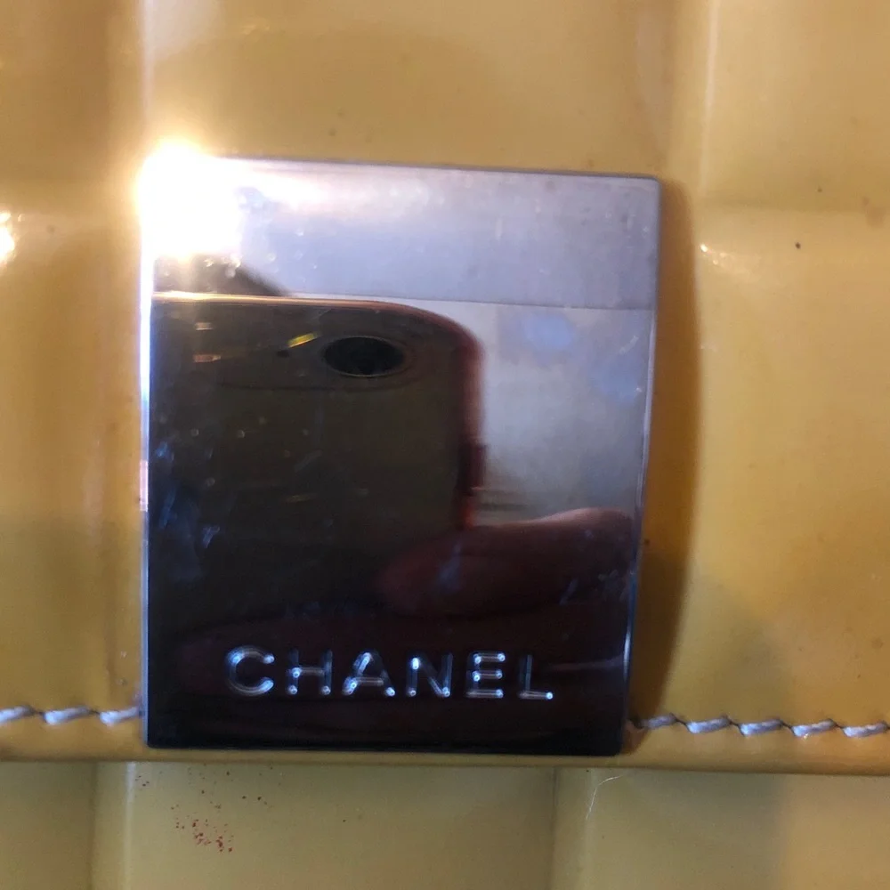Chanel chocolate bar lambskin wallet in patent camel color NOTE front spots